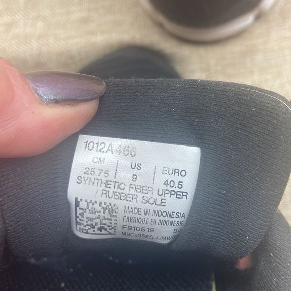 ASICS Women's GEL-Ziruss 3 Running Shoes 1012A466 SIZE 9 peach and black - Picture 6 of 8